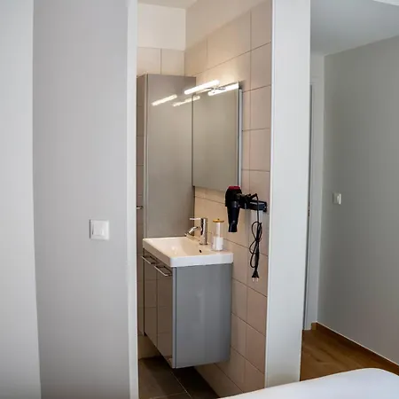 Apartment 1 Peraudel &